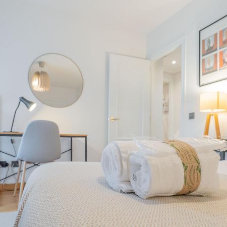 Nabucco Appartement Oviedo Buitenkant foto