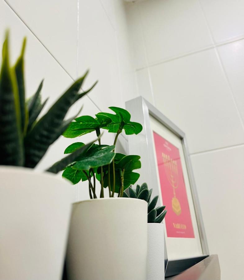 Nabucco Appartement Oviedo Buitenkant foto