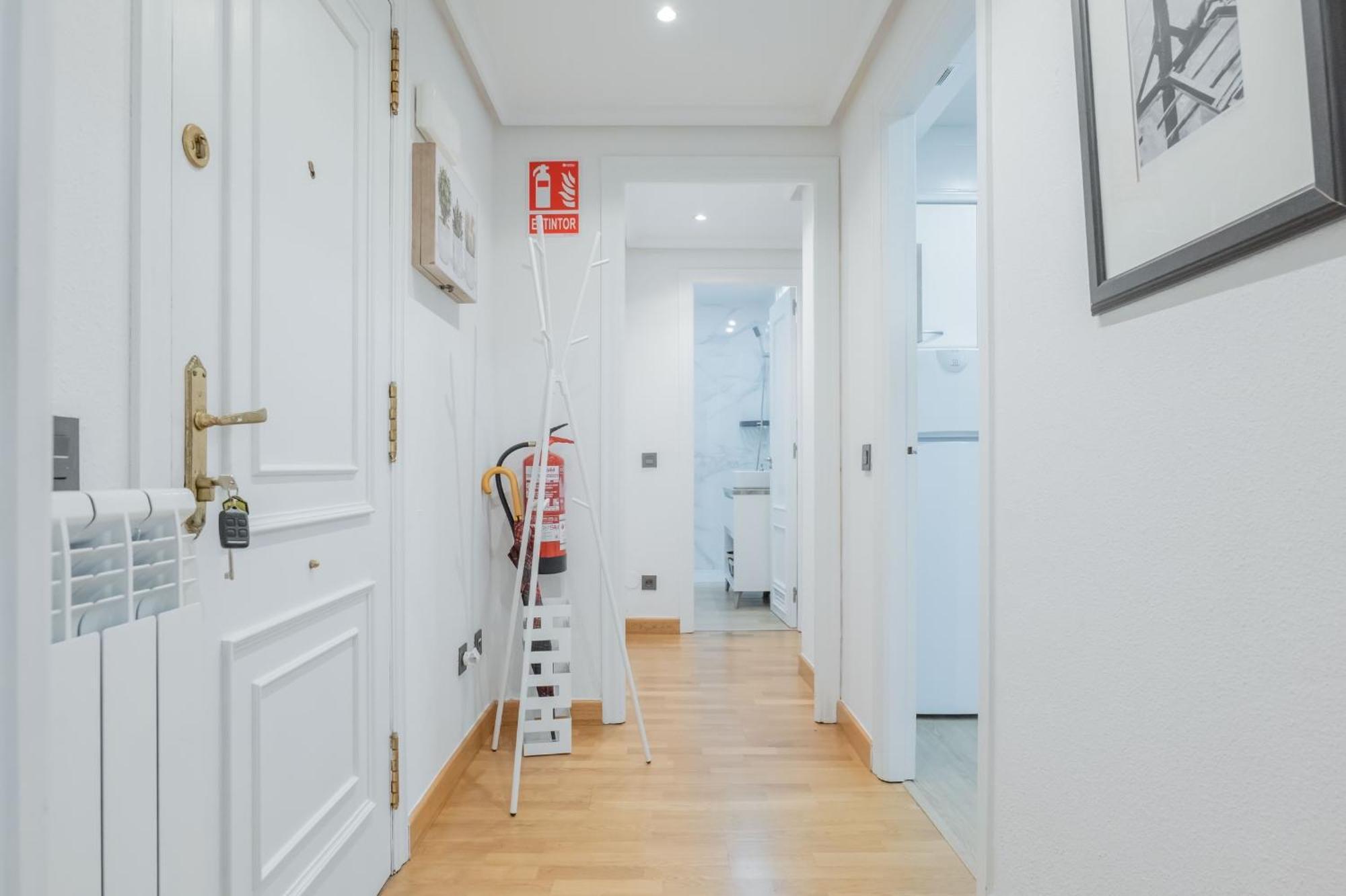 Nabucco Appartement Oviedo Buitenkant foto