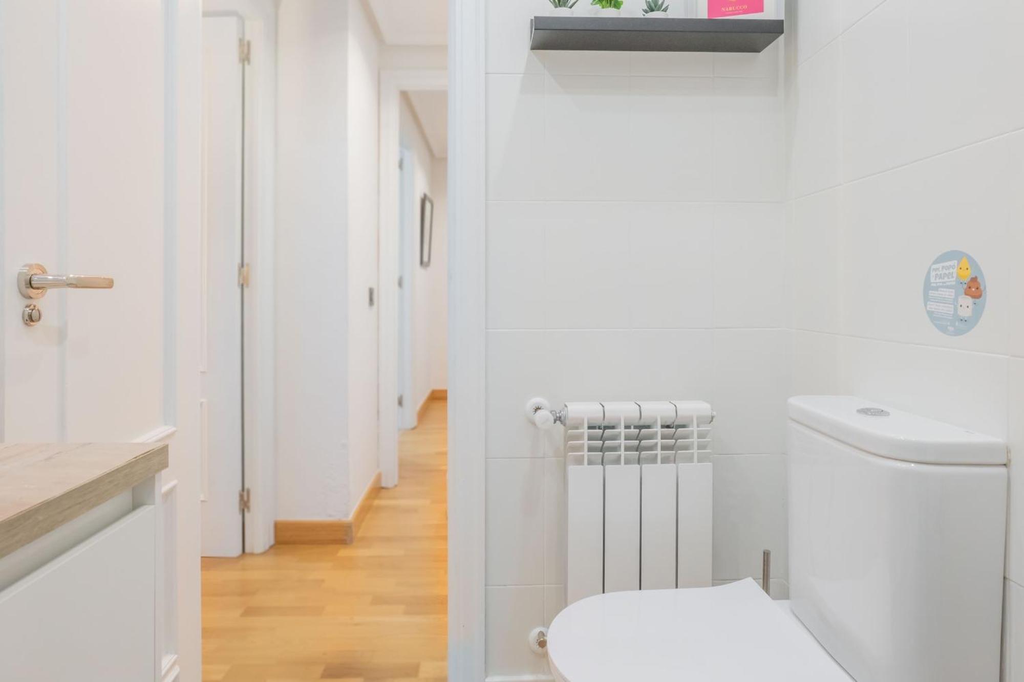 Nabucco Appartement Oviedo Buitenkant foto